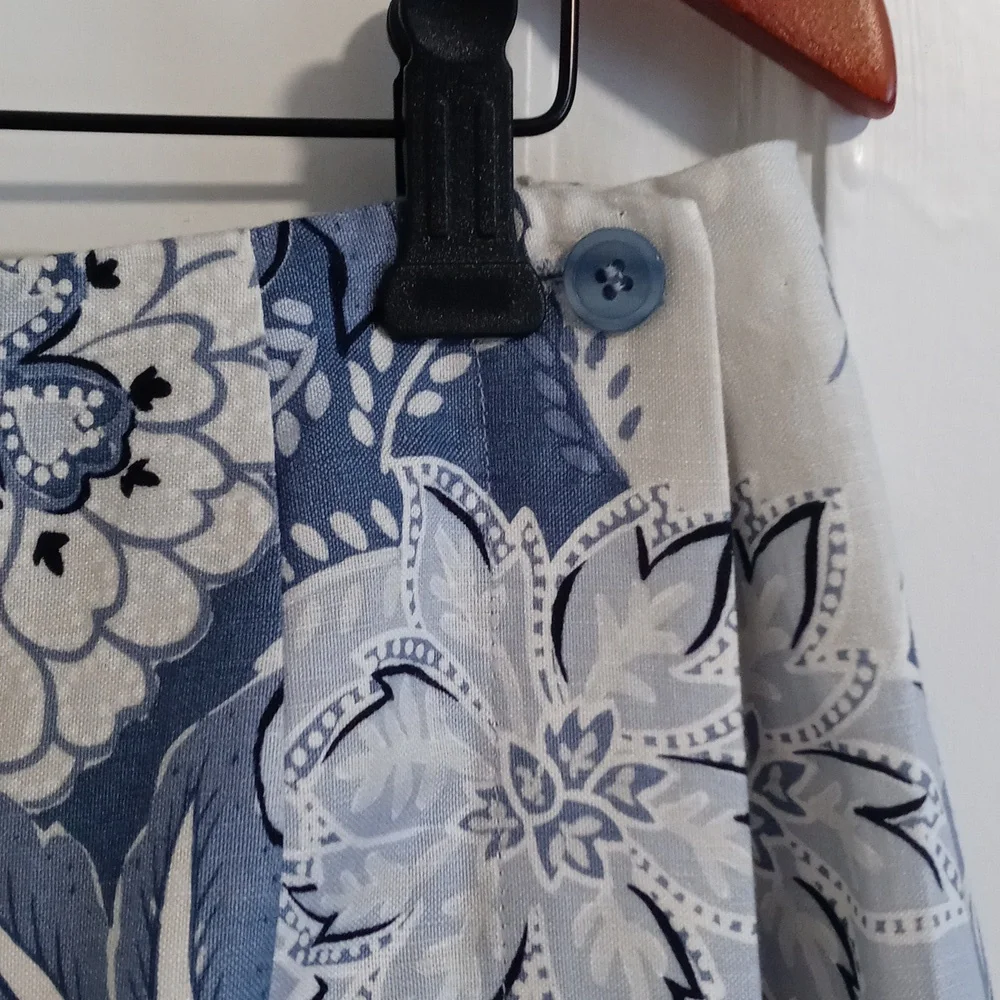 💙Talbots💙 - Blue/White Floral Linen Blend Maxi Wrap Skirt